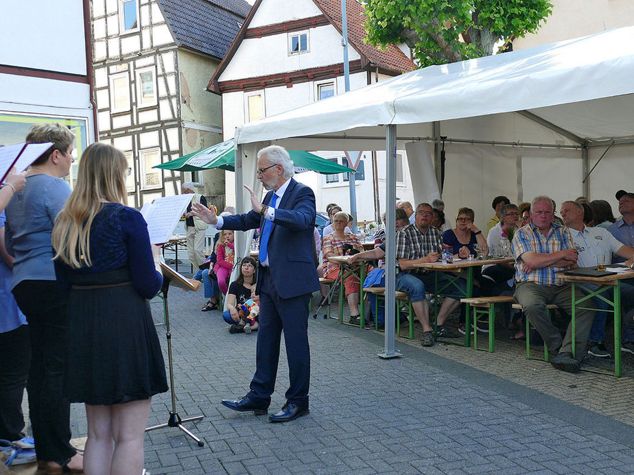 Sommerserenade vor dem "Chorfürst" (Foto: Karl-Franz Thiede)